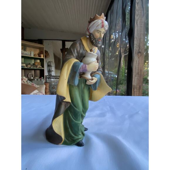 VTG OWell Figurine Wise w Man Urn & crown Grandeur Noel Nativity Replacement EUC - Picture 3 of 8